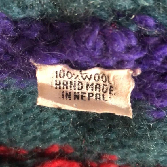 Vintage Handmade in Nepal 100% Wool Cardigan - Picture 11 of 15